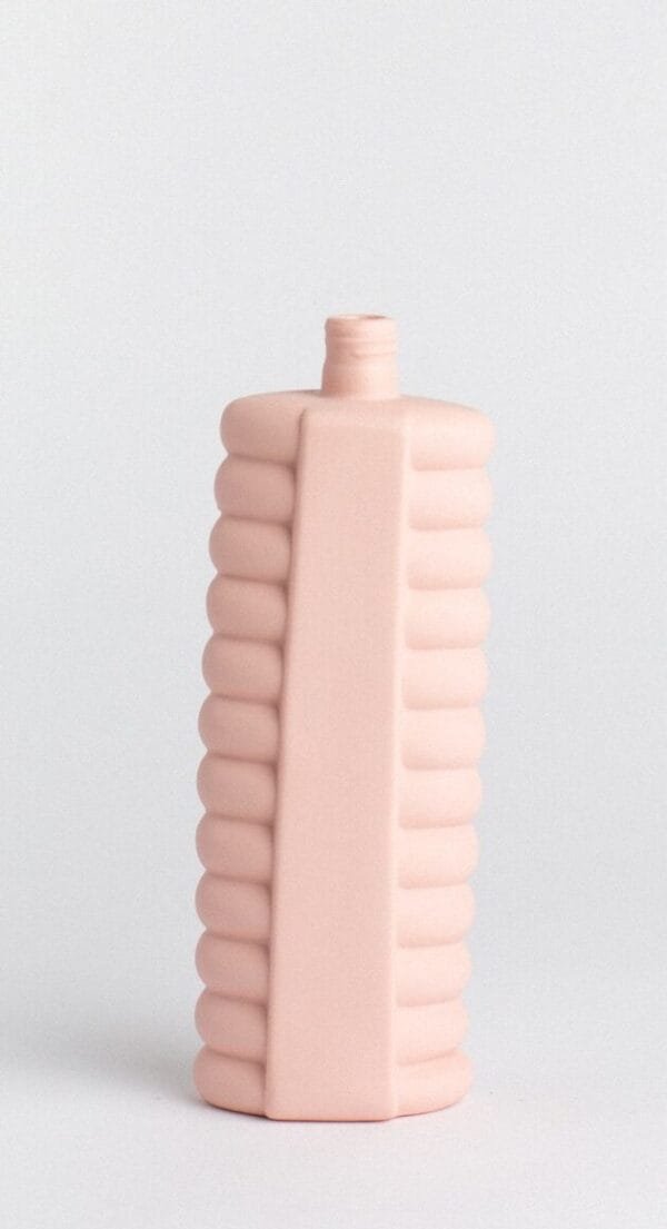 foekje-fleur-bottle-vase-pink-#10.pjeg